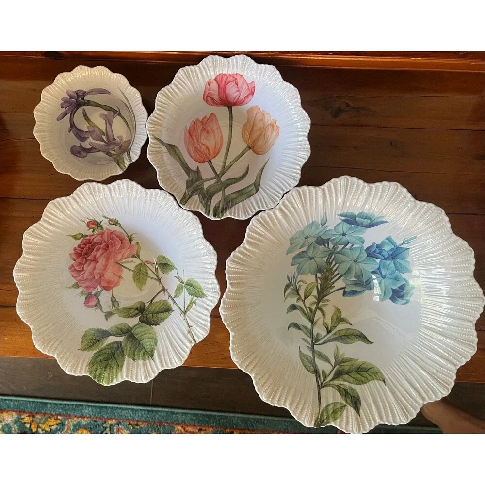 Shabby Chic Nesting Set of 4 Flower shaped Melamine Serving Bowls White